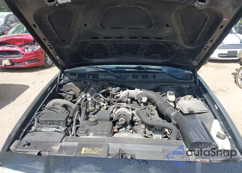 2010 Ford Crown Victoria Police/Police Interceptor из США, поврежденный, VIN 2FABP7BV1AX139942